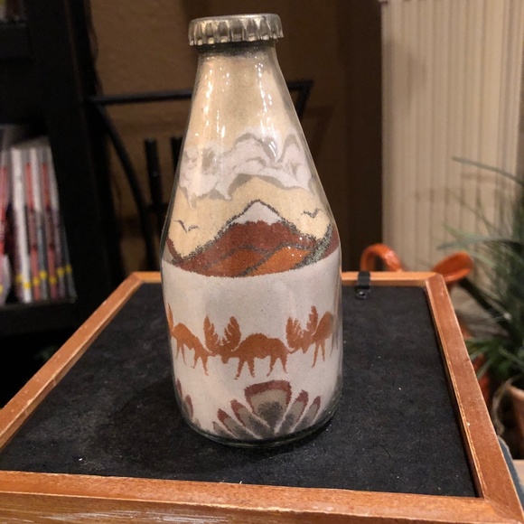 Vintage Sand Art Bottle. Price is FIRM - Picture 2 of 5